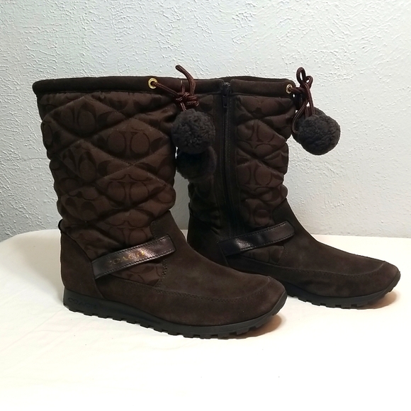Coach Juiper Winter Boots Brown Signature Print